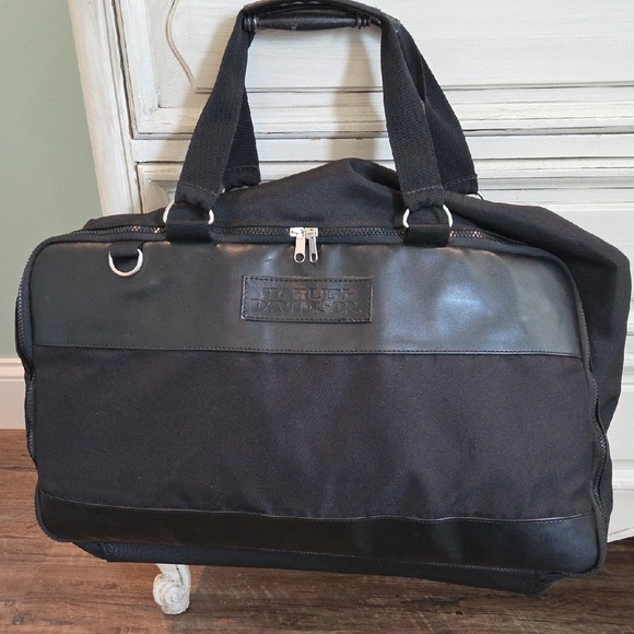 Harley-Davidson Black Dufflebag Canvas And Faux Leather 22" X 12" X 9" - Picture 5 of 9